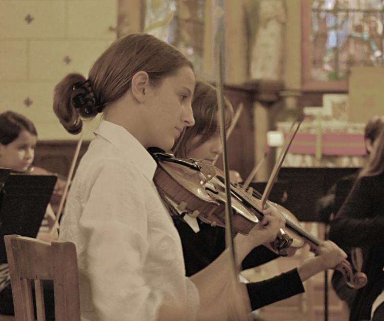 La jeune fille et son violon