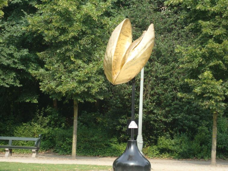 La moule aussi en or au le Parc Royal de Bruxelles