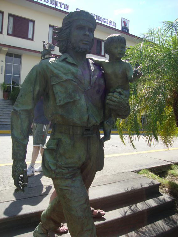 Statue de Che Guevara à Santa Clara ( Cuba)