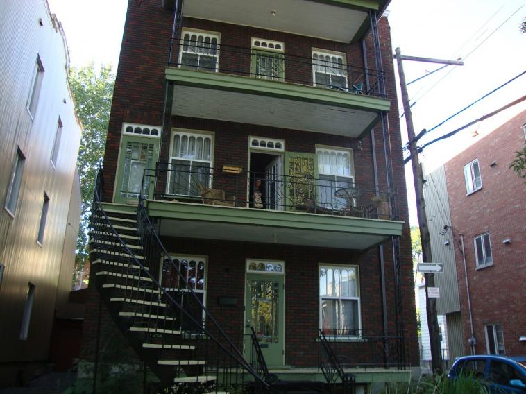 Chez mon amie au Qu�bec