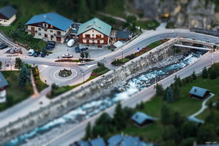 Miniature...