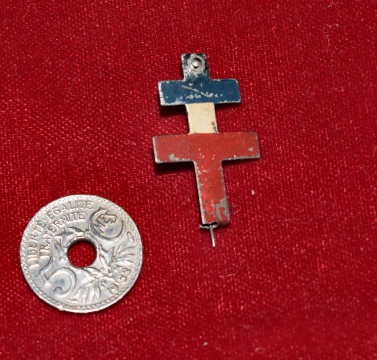 Croix de Lorraine de la libération 1944