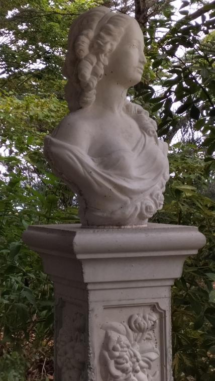 Dans le jardin de la villa des Rhumbs